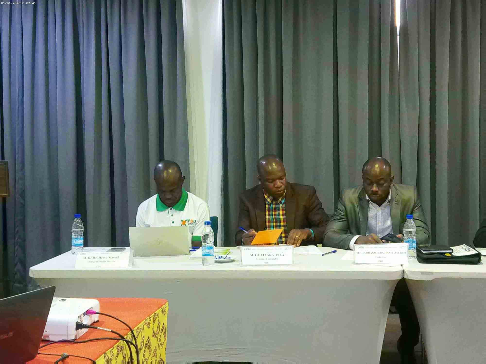 Droit des contrats et aspects juridiques des achats nationaux et internationaux