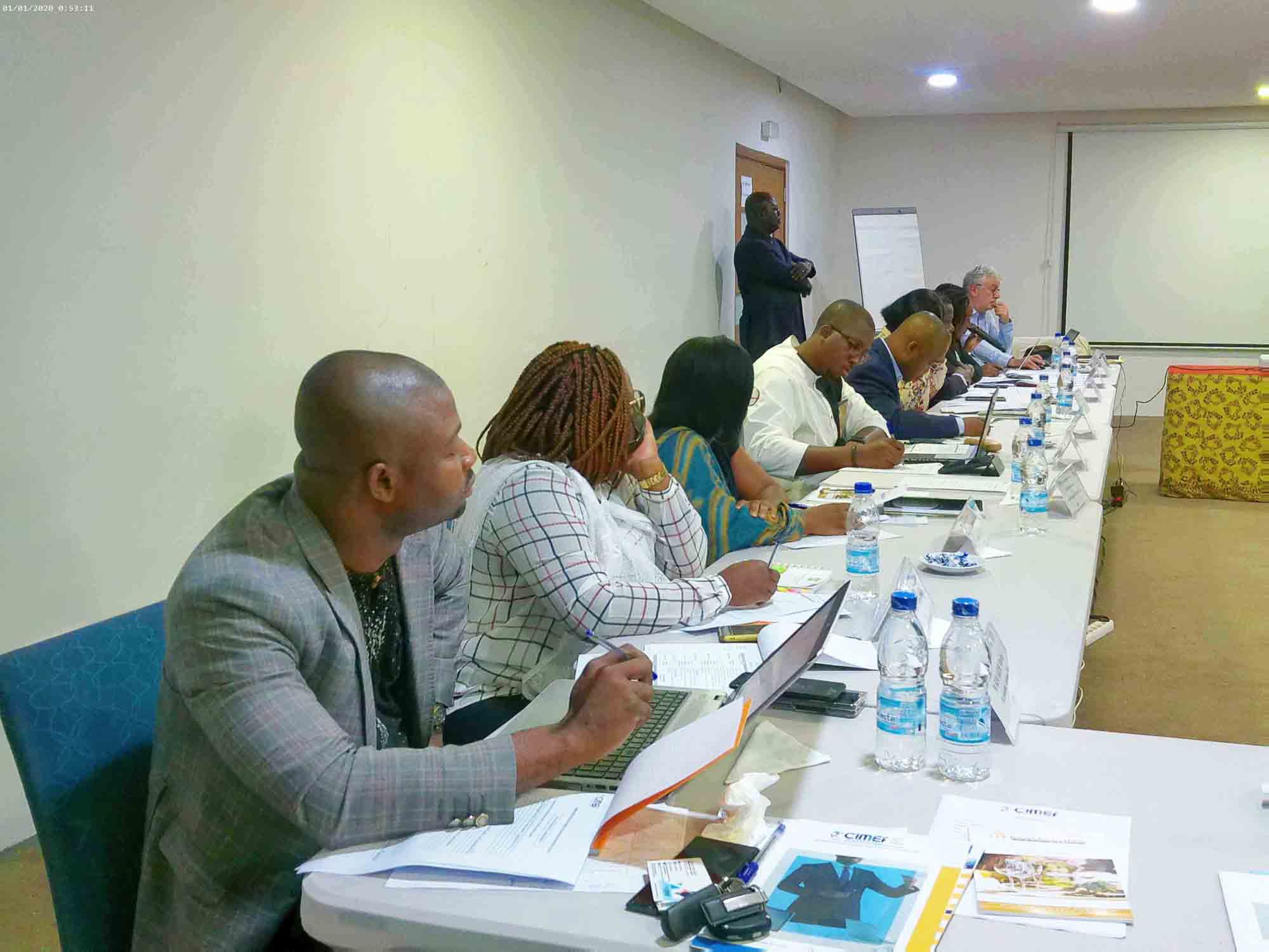 Etude comportementale des clients miniers